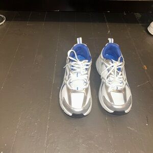 Women’s Avia Athletic Sneakers